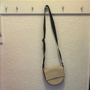 Rothy’s The Saddle Bag